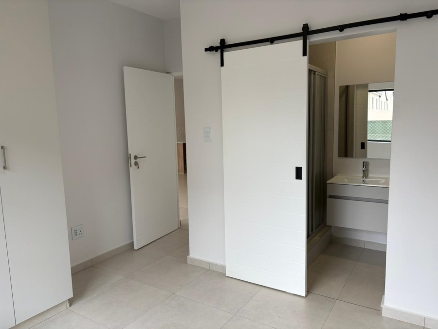 2 Bedroom Property for Sale in Wilgeheuwel Gauteng