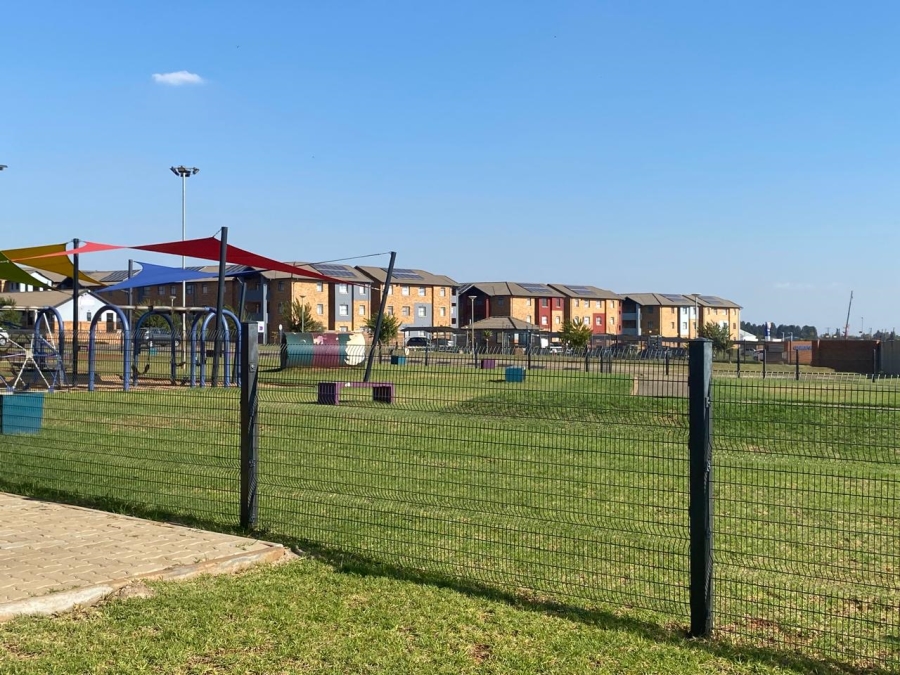 To Let 2 Bedroom Property for Rent in Sky City Gauteng