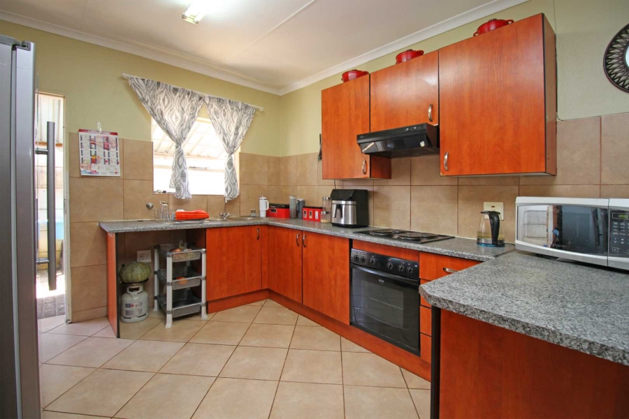 2 Bedroom Property for Sale in Wilbotsdal Gauteng