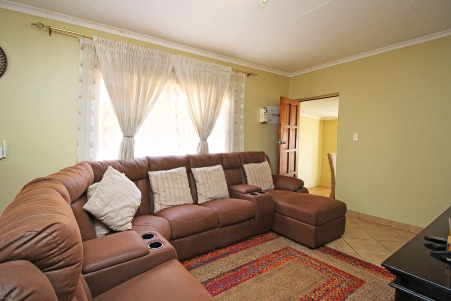 2 Bedroom Property for Sale in Wilbotsdal Gauteng