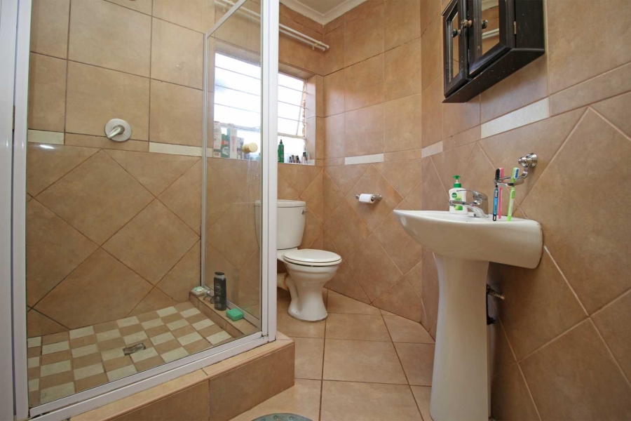 2 Bedroom Property for Sale in Wilbotsdal Gauteng