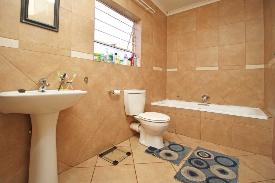 2 Bedroom Property for Sale in Wilbotsdal Gauteng