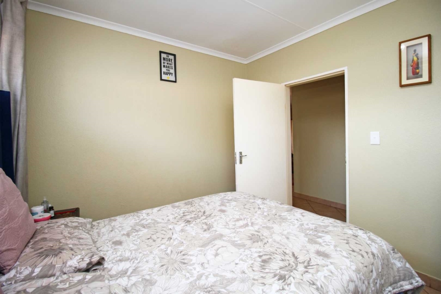 2 Bedroom Property for Sale in Wilbotsdal Gauteng