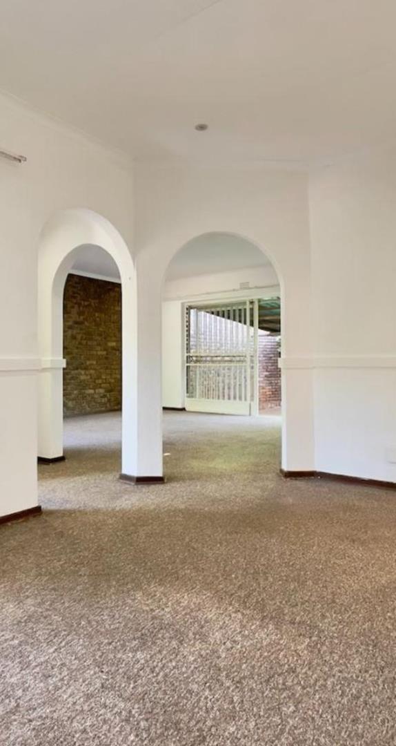 3 Bedroom Property for Sale in Birchleigh North Gauteng