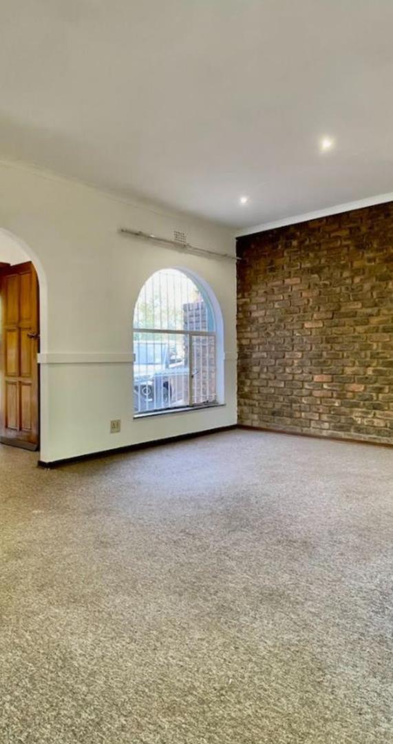 3 Bedroom Property for Sale in Birchleigh North Gauteng