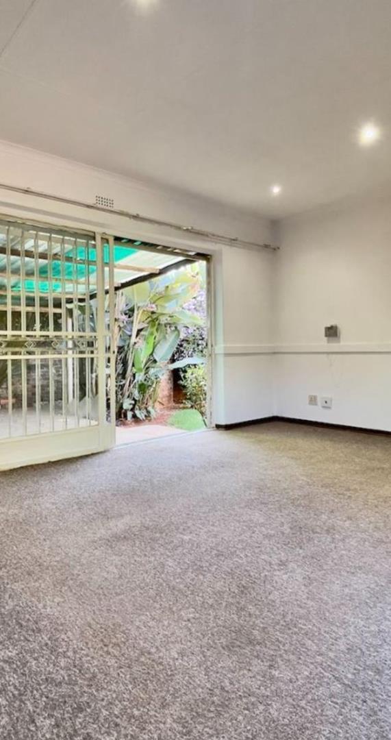 3 Bedroom Property for Sale in Birchleigh North Gauteng