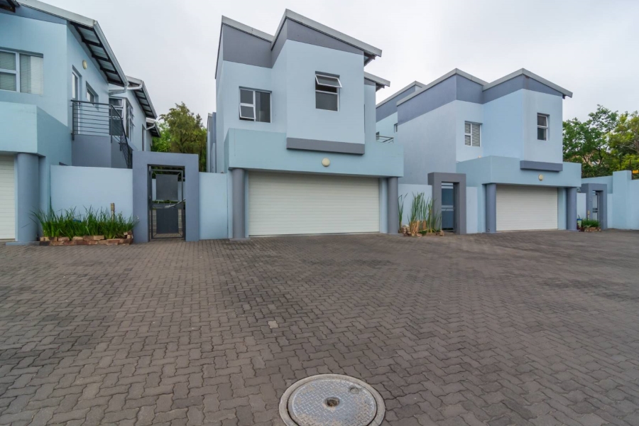 4 Bedroom Property for Sale in Ferndale Gauteng