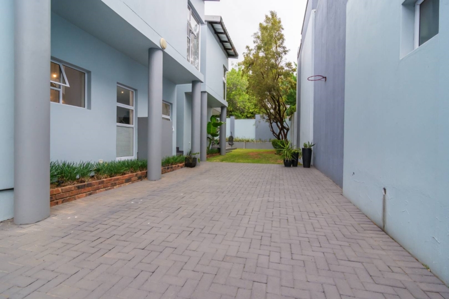 4 Bedroom Property for Sale in Ferndale Gauteng