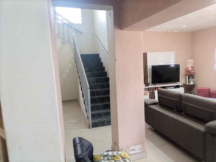 4 Bedroom Property for Sale in Lenasia Gauteng