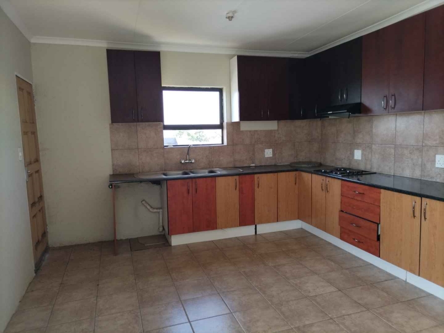 4 Bedroom Property for Sale in Lenasia Gauteng