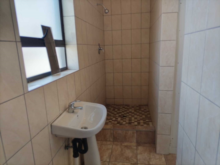 4 Bedroom Property for Sale in Lenasia Gauteng