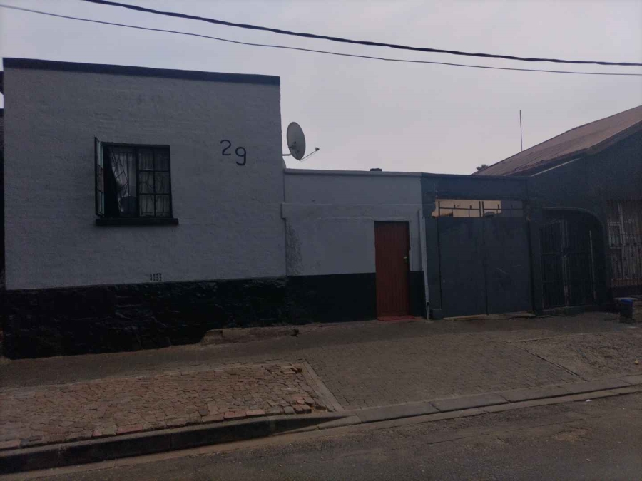 9 Bedroom Property for Sale in Denver Gauteng