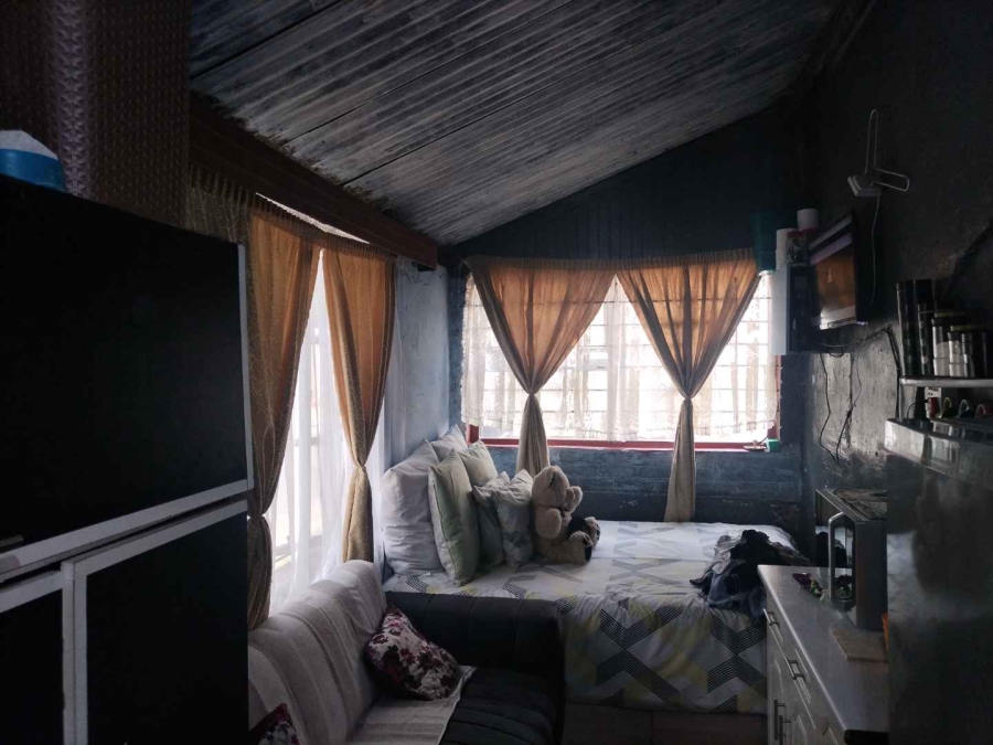 9 Bedroom Property for Sale in Denver Gauteng