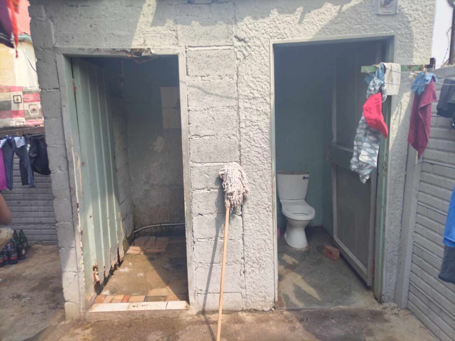 9 Bedroom Property for Sale in Denver Gauteng