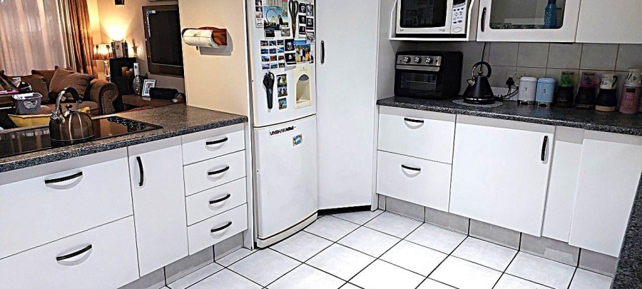 3 Bedroom Property for Sale in New Redruth Gauteng