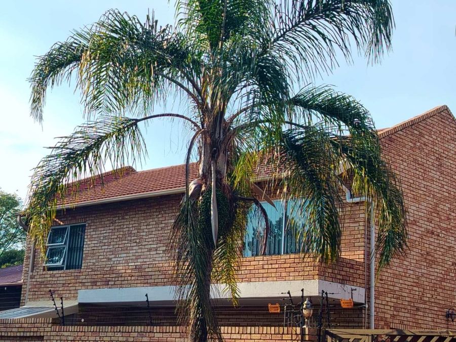 3 Bedroom Property for Sale in New Redruth Gauteng