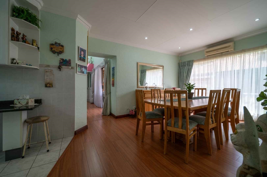 3 Bedroom Property for Sale in Beyerspark Gauteng