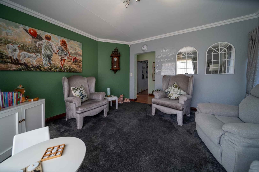 3 Bedroom Property for Sale in Beyerspark Gauteng