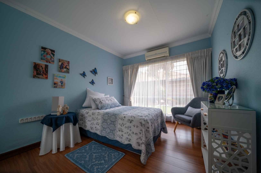 3 Bedroom Property for Sale in Beyerspark Gauteng