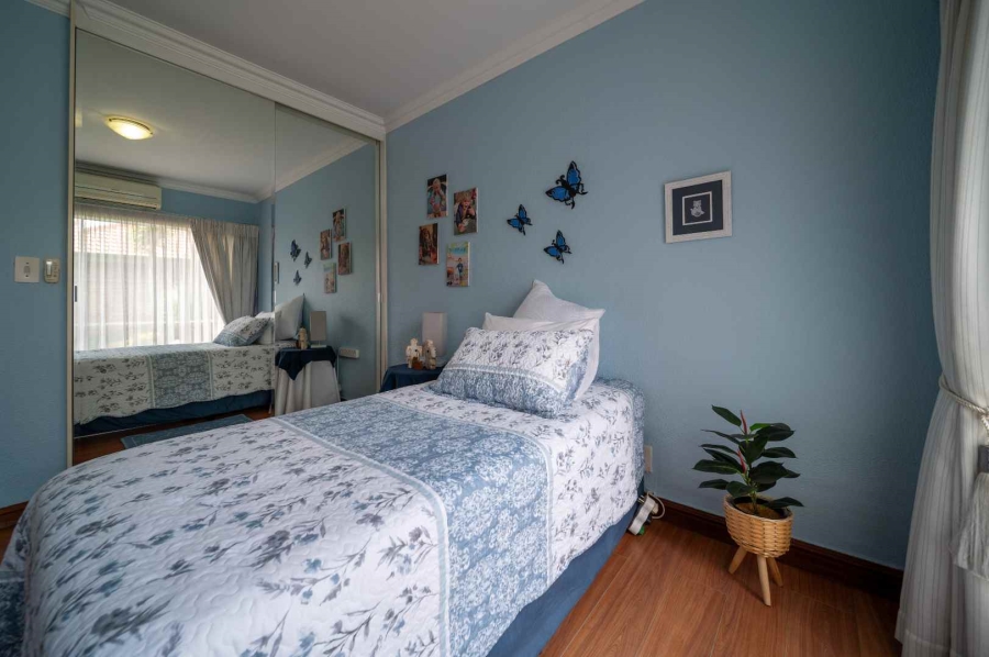 3 Bedroom Property for Sale in Beyerspark Gauteng