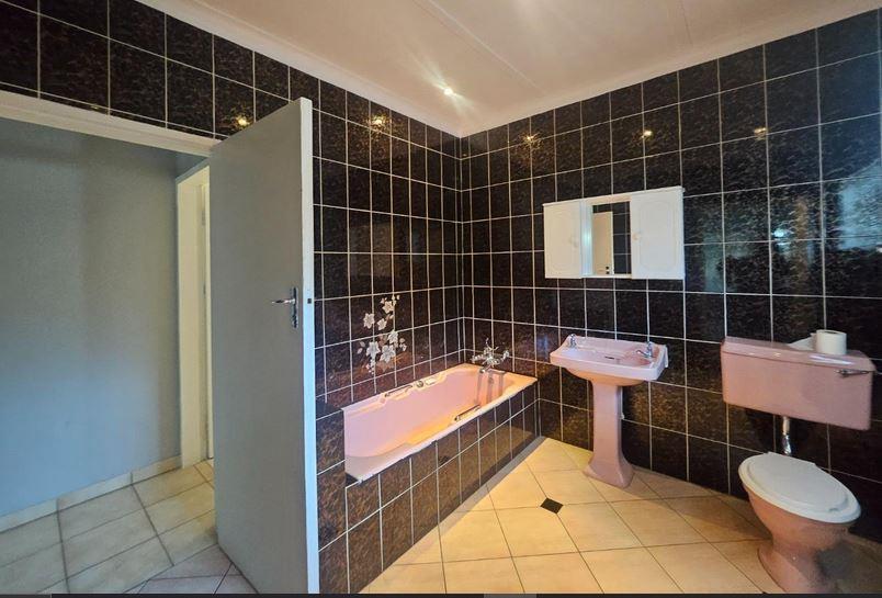 3 Bedroom Property for Sale in The Hill Gauteng