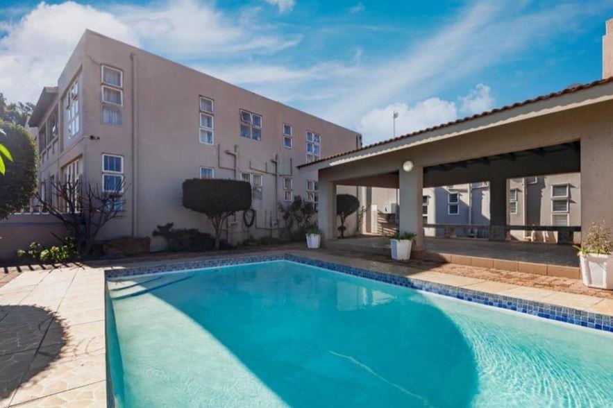 2 Bedroom Property for Sale in Oakdene Gauteng