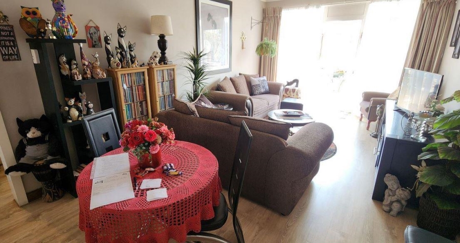 2 Bedroom Property for Sale in New Redruth Gauteng