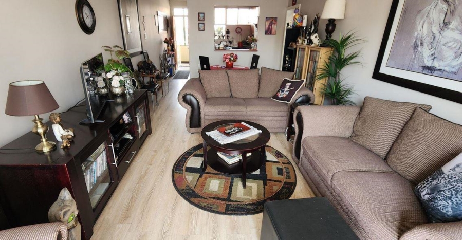 2 Bedroom Property for Sale in New Redruth Gauteng