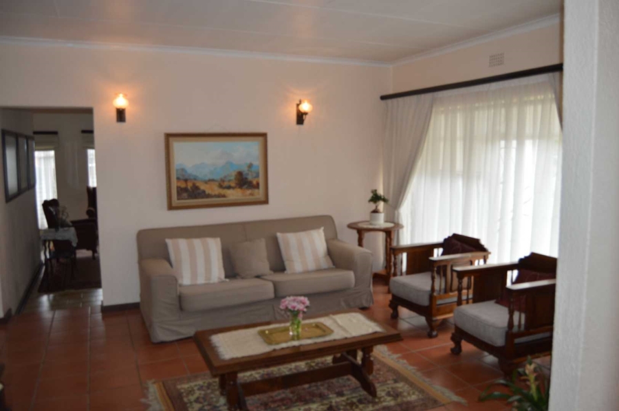 5 Bedroom Property for Sale in Brackendowns Gauteng