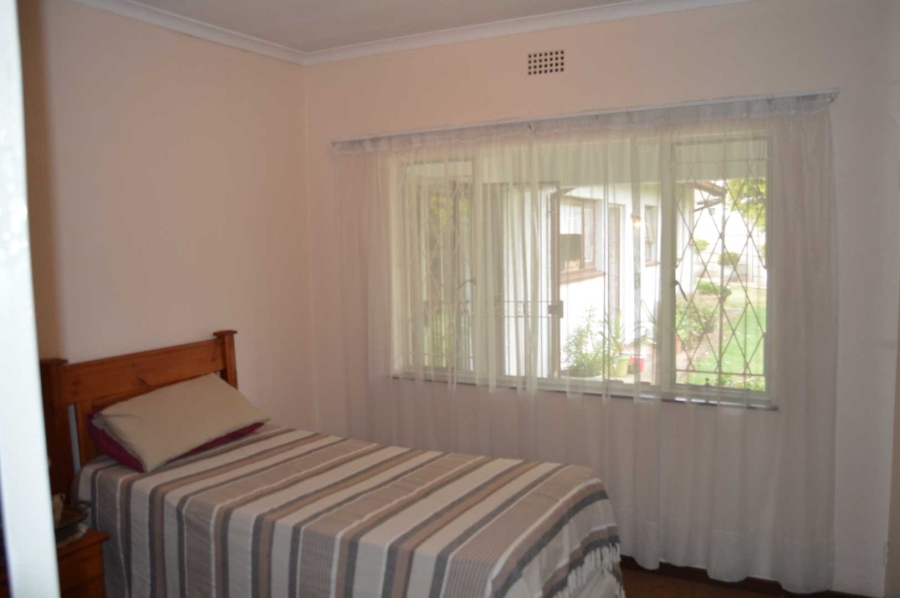 5 Bedroom Property for Sale in Brackendowns Gauteng