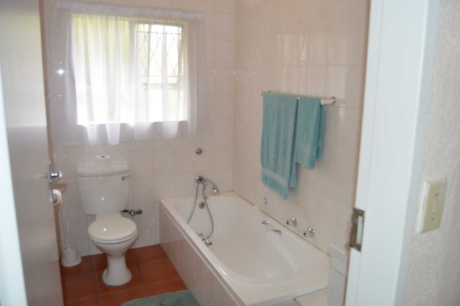 5 Bedroom Property for Sale in Brackendowns Gauteng