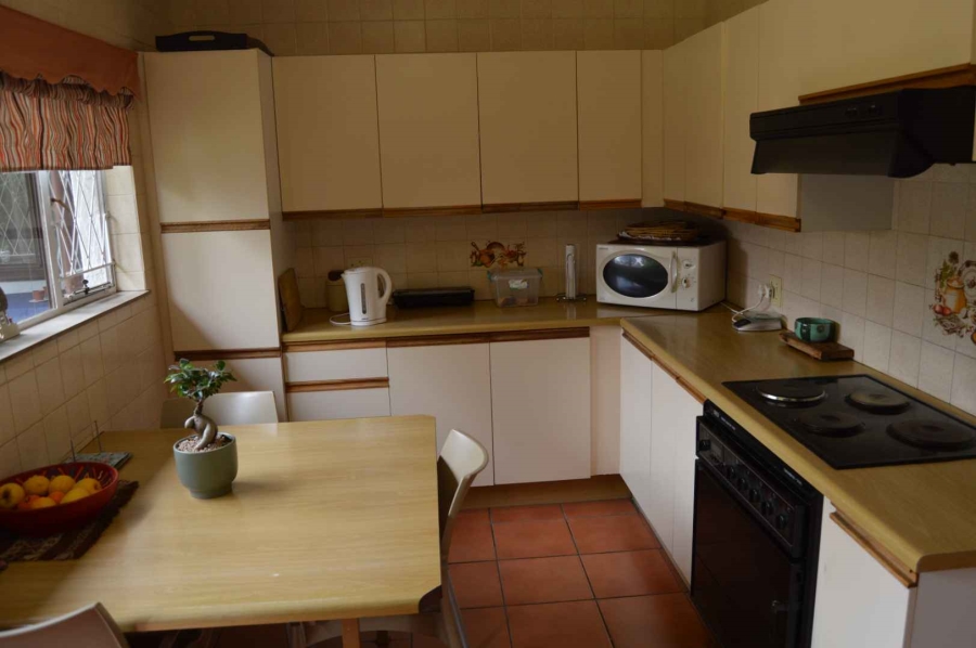 5 Bedroom Property for Sale in Brackendowns Gauteng