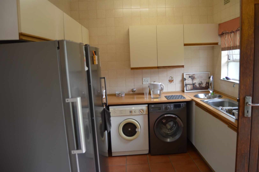 5 Bedroom Property for Sale in Brackendowns Gauteng