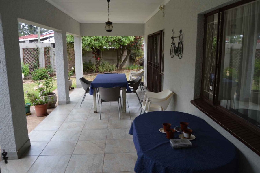 5 Bedroom Property for Sale in Brackendowns Gauteng