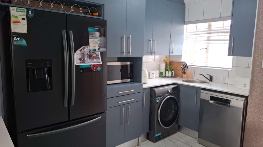 2 Bedroom Property for Sale in Meyersdal Gauteng