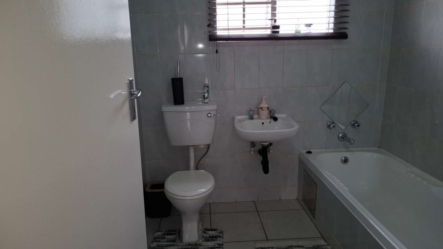 2 Bedroom Property for Sale in Meyersdal Gauteng