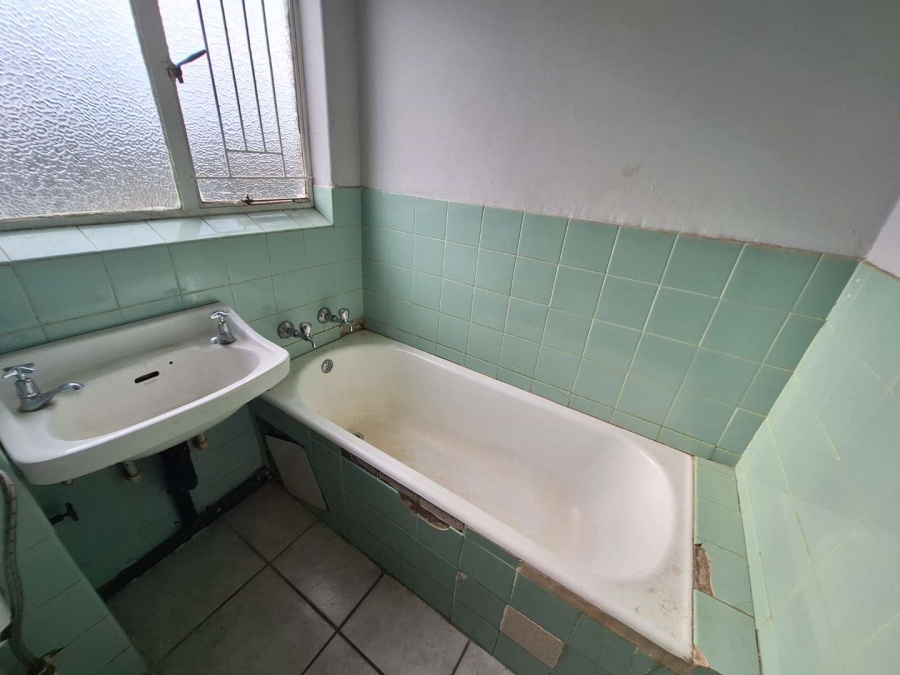 1 Bedroom Property for Sale in Witpoortjie Gauteng