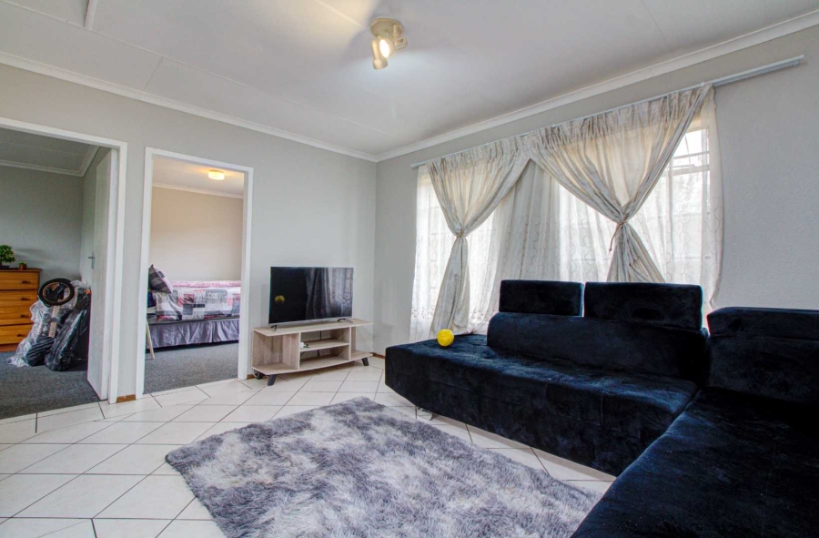 2 Bedroom Property for Sale in Roodepoort West Gauteng
