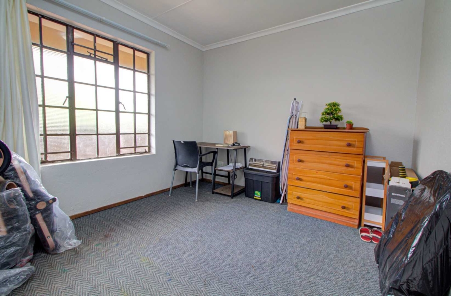 2 Bedroom Property for Sale in Roodepoort West Gauteng