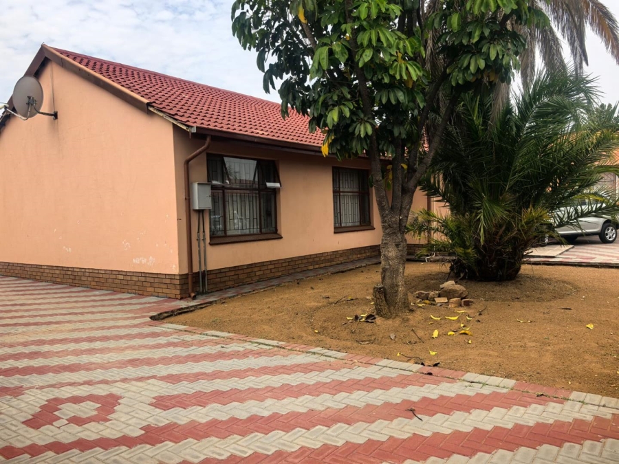 3 Bedroom Property for Sale in Soshanguve Gauteng