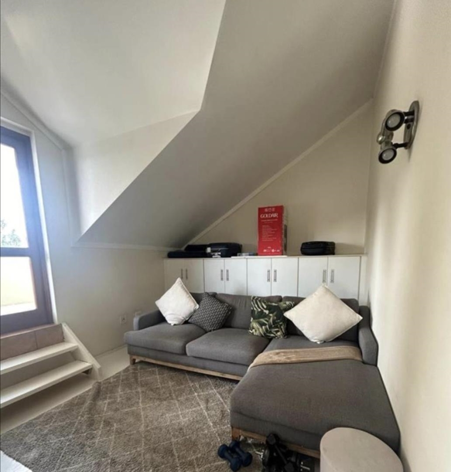 To Let 2 Bedroom Property for Rent in Morningside Gauteng