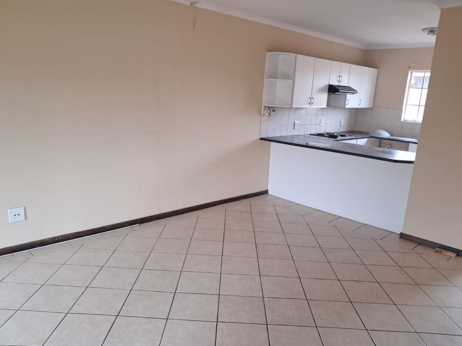 3 Bedroom Property for Sale in Noordwyk Gauteng