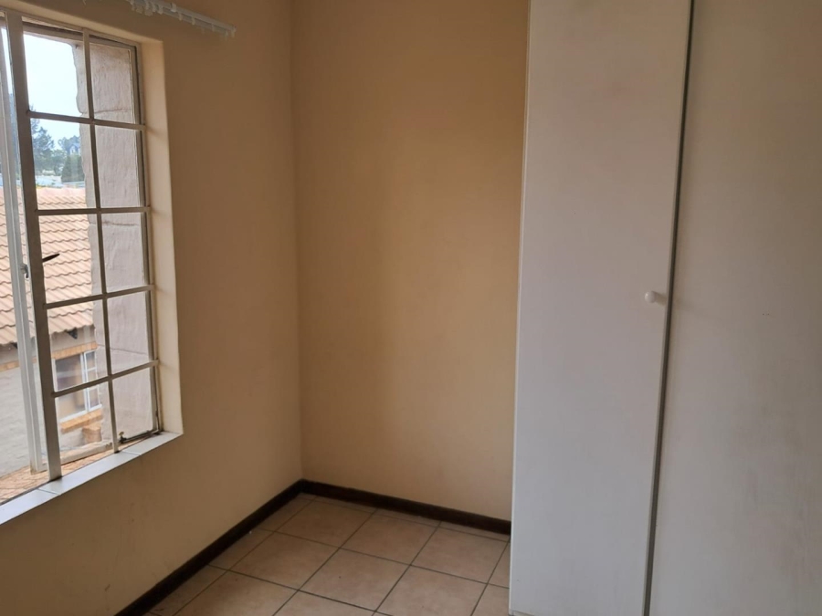 3 Bedroom Property for Sale in Noordwyk Gauteng