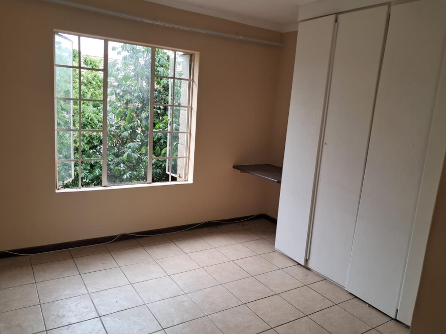 3 Bedroom Property for Sale in Noordwyk Gauteng