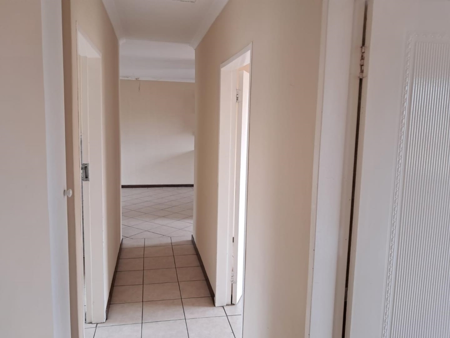 3 Bedroom Property for Sale in Noordwyk Gauteng