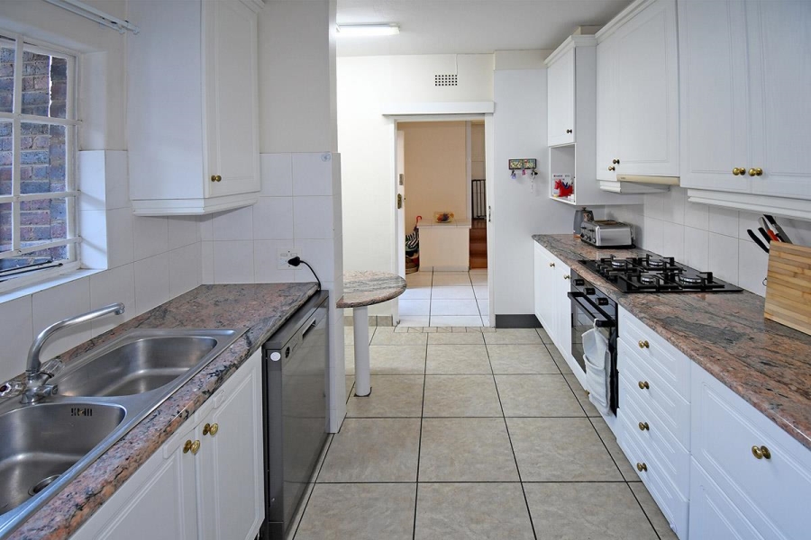 To Let 3 Bedroom Property for Rent in River Club Gauteng