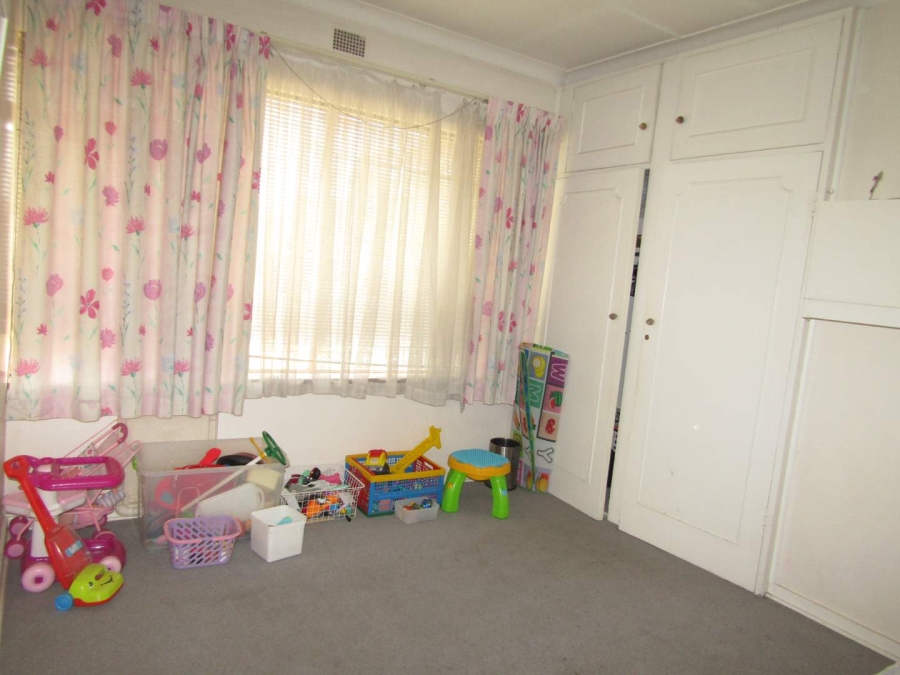 5 Bedroom Property for Sale in Glenhazel Gauteng