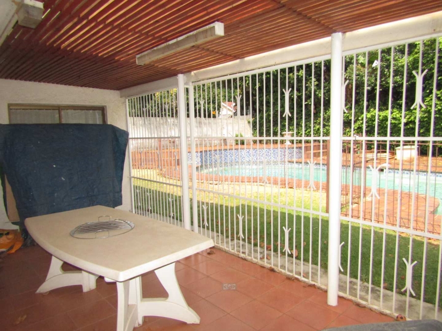 5 Bedroom Property for Sale in Glenhazel Gauteng