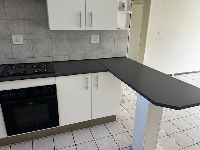 2 Bedroom Property for Sale in New Redruth Gauteng