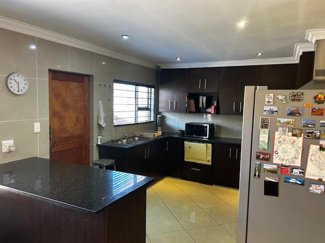 3 Bedroom Property for Sale in New Redruth Gauteng